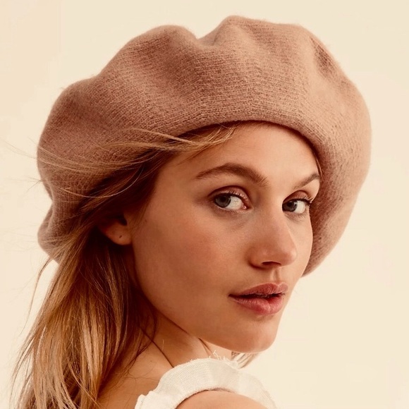 NWT New Free People Margot Slouchy Wool Camel Beret - Picture 1 of 7